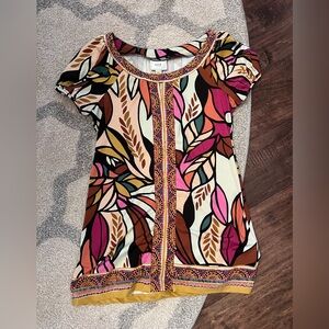 Eci New York- SMALL- beautiful rich colored blouse with peep hole at neckline